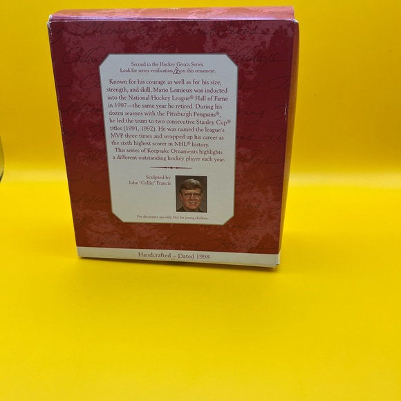 2355 - AMT NFL Mario Lemieux Handcrafted Hallmark 1998 Ornament + Card - Picture 3 of 16